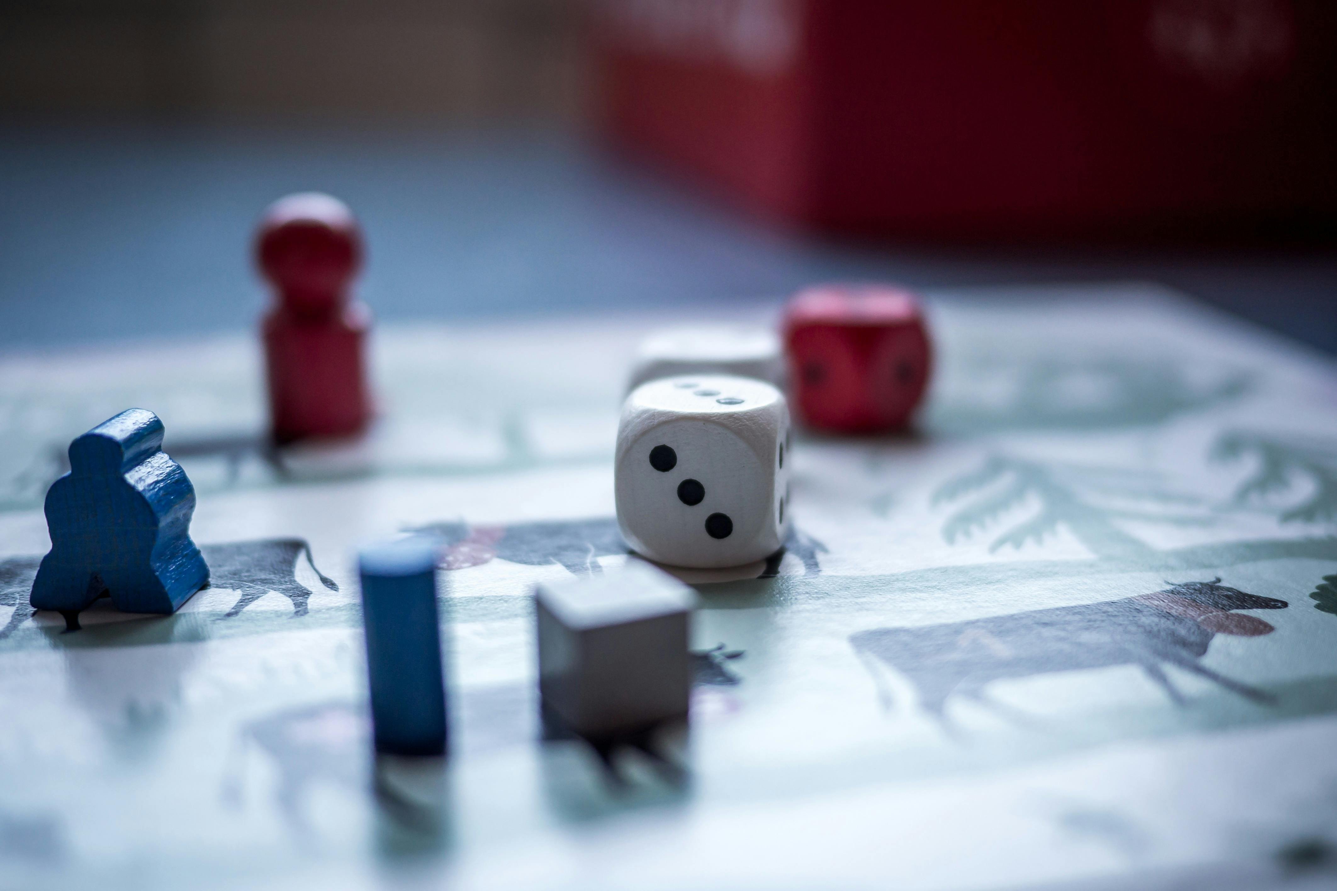 Người chơi trải nghiệm game nổ hũ trực tuyến tại xatg trên điện thoại di động
