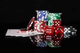 Bàn live casino trực tuyến với dealer chuyên nghiệp tại xatg dành cho người chơi Việt Nam